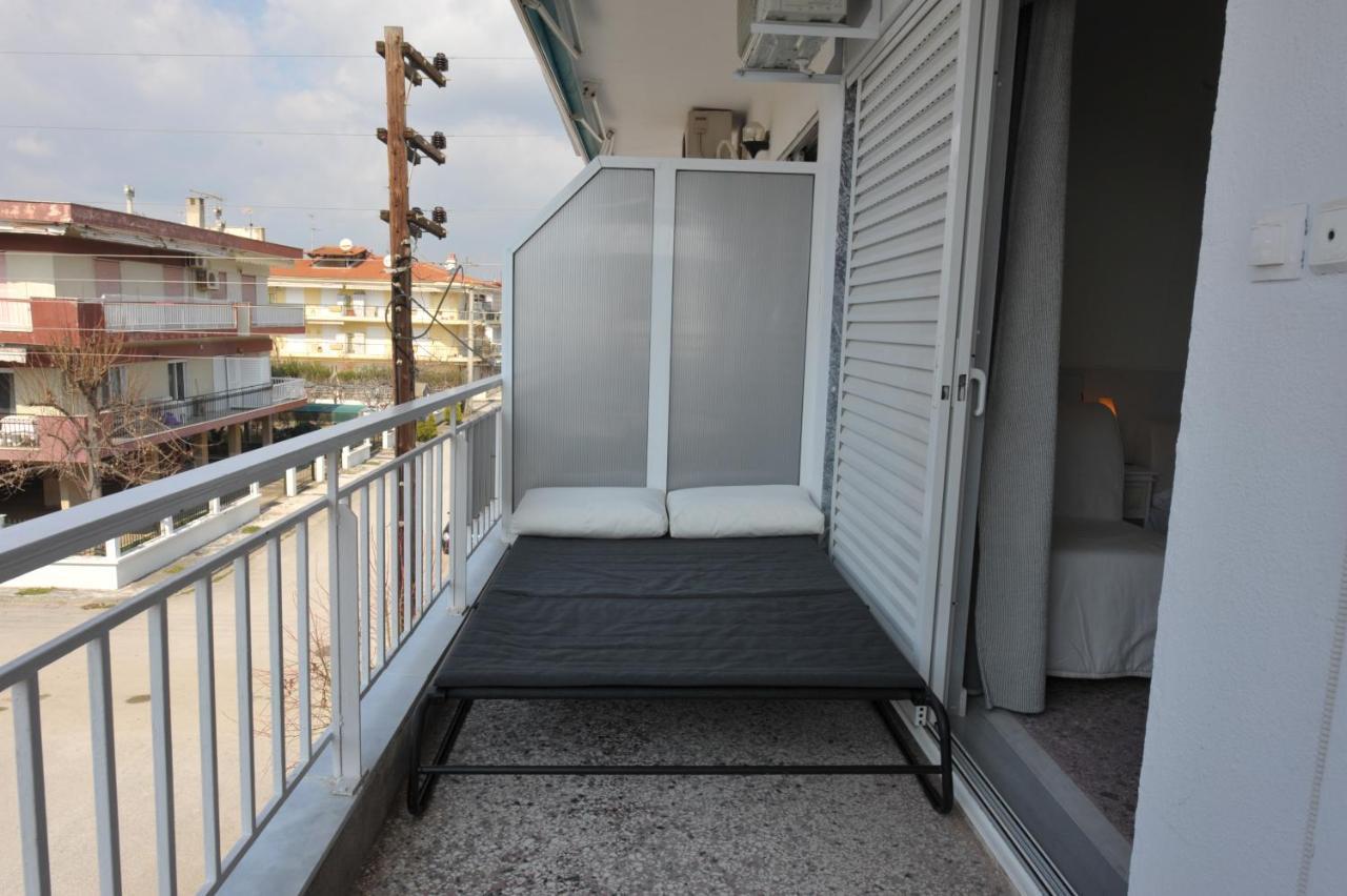 Themis 40 Steps From Beach Paralia Dionisiou Zewnętrze zdjęcie